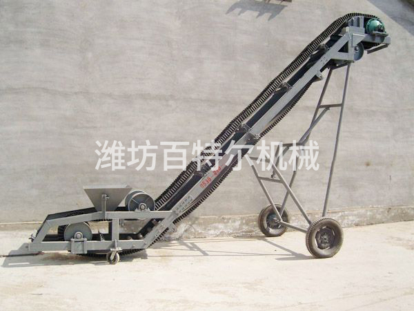 大傾角皮帶輸送機(jī)